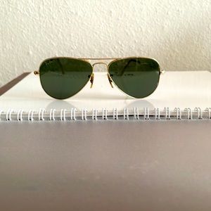 RayBan aviators green glass gold frame size small